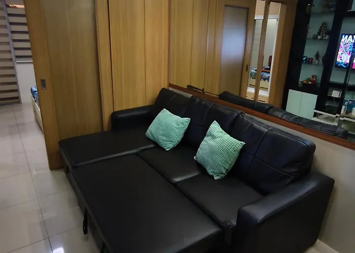Jeric Place Staycation Aparthotel *